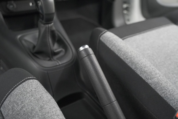 Citroën C3 PureTech 82 C-Series | Parkeersensoren | Navigatie | Climate Control | Apple Carplay