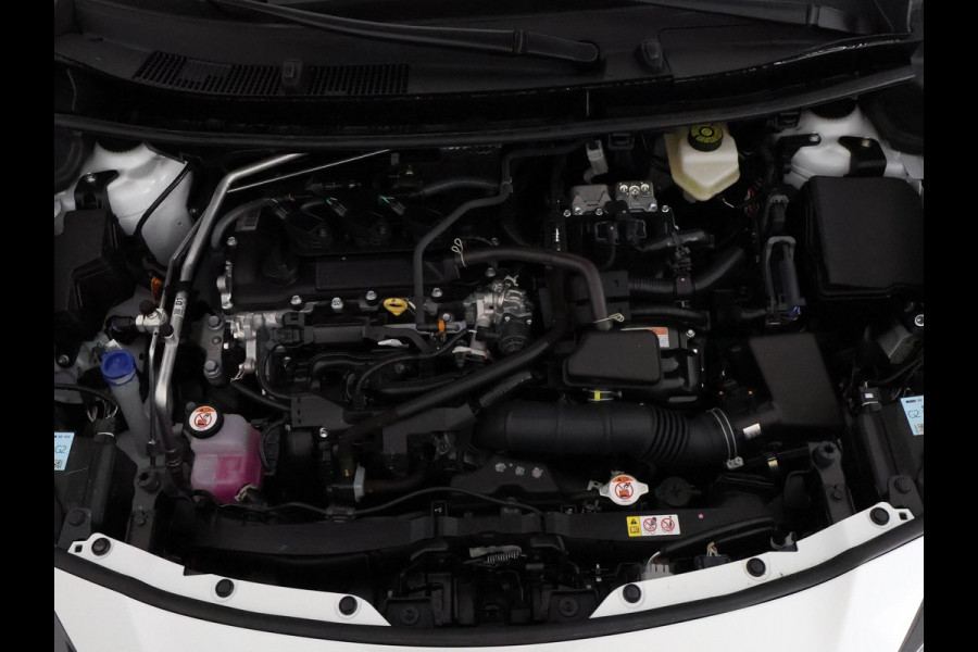 Toyota Yaris Cross 1.5 Hybrid 115 Dynamic Luxury Bi-Tone | Stuur-& Stoelverwarming | Apple Carplay & AndroidAUTO | Privacy Glass |