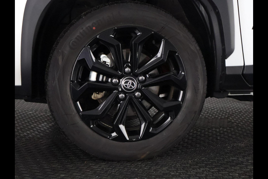 Toyota Yaris Cross 1.5 Hybrid 115 Dynamic Luxury Bi-Tone | Stuur-& Stoelverwarming | Apple Carplay & AndroidAUTO | Privacy Glass |