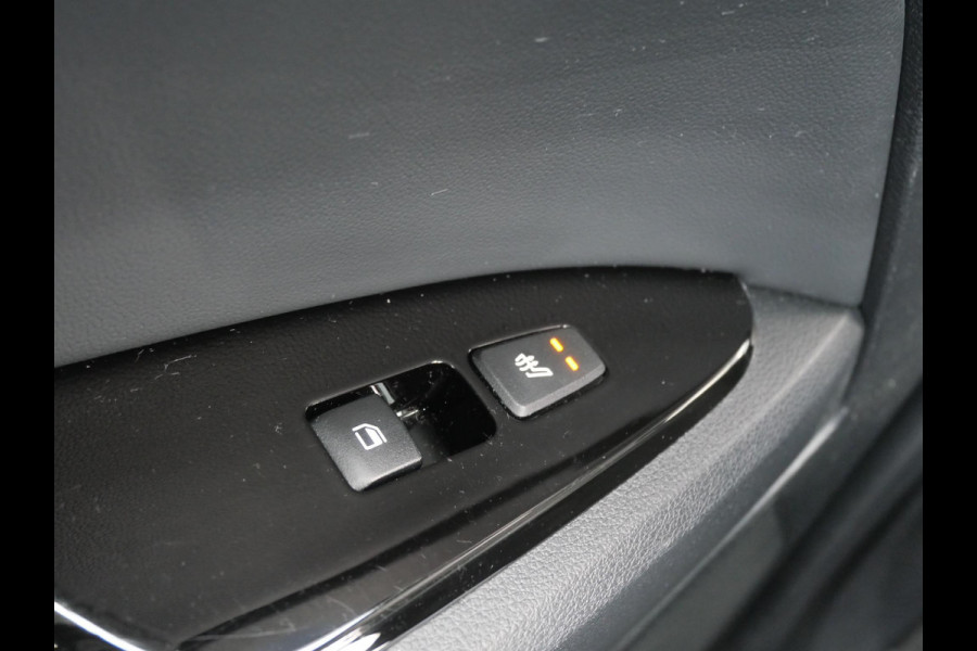 Kia Sportage 1.6 T-GDi Hybrid DynamicPlusLine | Cruise | Clima | Carplay | Camera | Schuif-kanteldak | Keyless |