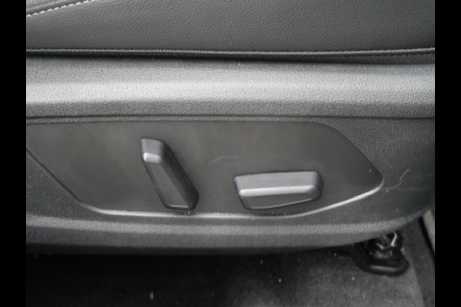 Kia Sportage 1.6 T-GDi Hybrid DynamicPlusLine | Cruise | Clima | Carplay | Camera | Schuif-kanteldak | Keyless |