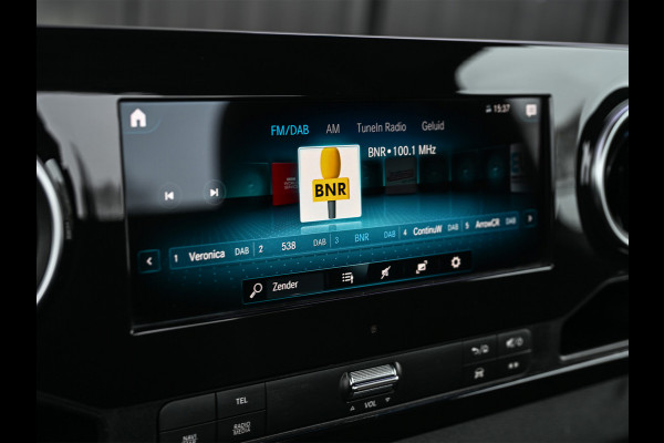 Mercedes-Benz Sprinter 519 3.0 CDI L3 EURO VI-D · NL Auto · Tijhof opbouw · Luchtvering · Trekhaak · Opbergvakken L+R · Distronic · Led · 6 Cillinder ·