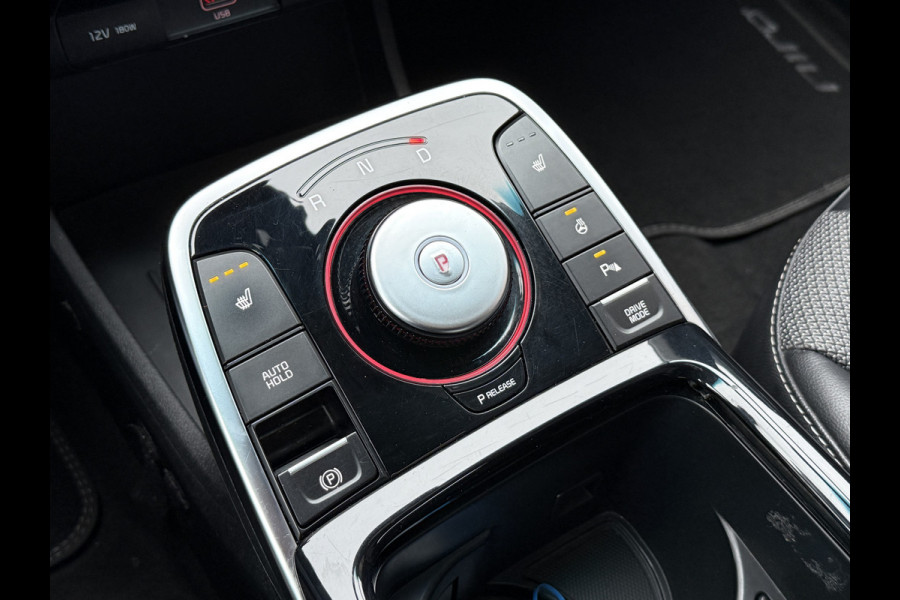 Kia e-Niro DynamicPlusLine 64 kWh | SoH 100% | Schuifdak | Apple Carplay | Stoel/Stuurverwarming