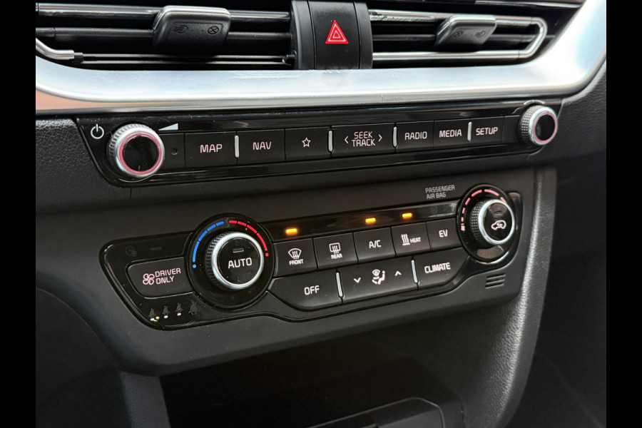 Kia e-Niro DynamicPlusLine 64 kWh | SoH 100% | Schuifdak | Apple Carplay | Stoel/Stuurverwarming