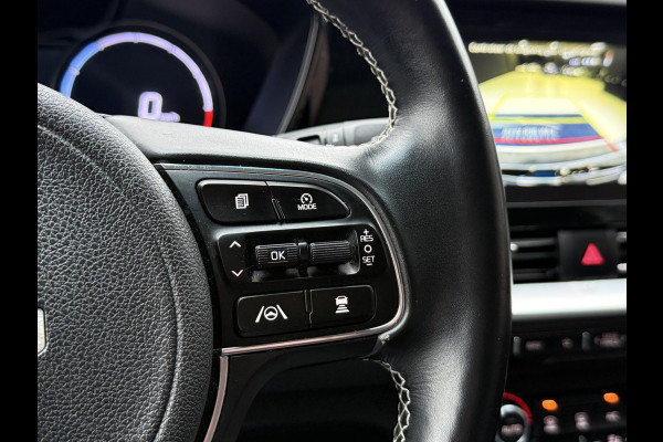Kia e-Niro DynamicPlusLine 64 kWh | SoH 100% | Schuifdak | Apple Carplay | Stoel/Stuurverwarming