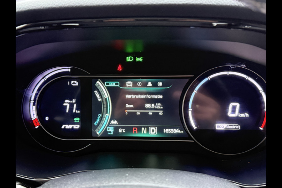 Kia e-Niro DynamicPlusLine 64 kWh | SoH 100% | Schuifdak | Apple Carplay | Stoel/Stuurverwarming