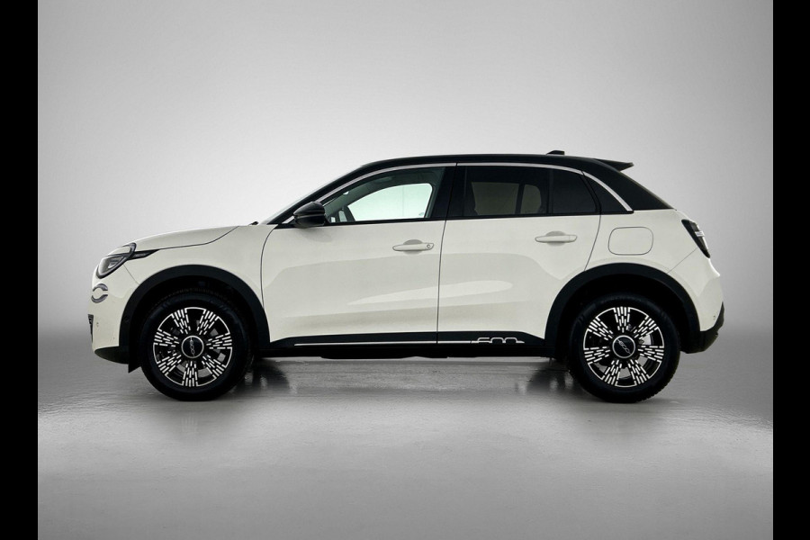 Fiat 600 1.2 Hybrid Bicolore CAMERA | CLIMA | DODEHOEKDETECT | NAVI-CARPLAY