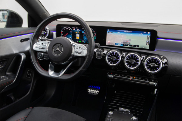 Mercedes-Benz CLA-Klasse 250 e AMG Premium, Pano, Widescreen, Head-up, Nightpack 2022