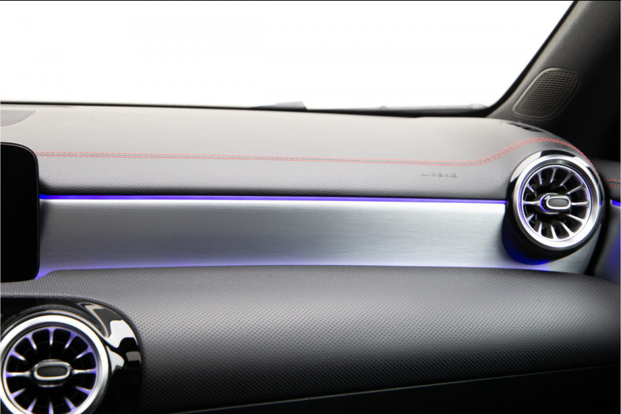 Mercedes-Benz CLA-Klasse 250 e AMG Premium, Pano, Widescreen, Head-up, Nightpack 2022