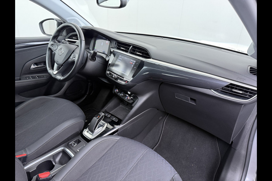 Opel CORSA-E Elegance 50kWh SOH 91% Panoramadak Adap.Cruise Warmtepomp 360°Camera Navi Ecc Apple Carplay Android Auto Pdc Lane Assist Lmv Privacy Glas Regen-Lichtsensor Led Keyless Zeer complete en keurig onderhouden Electrische Opel Corsa
