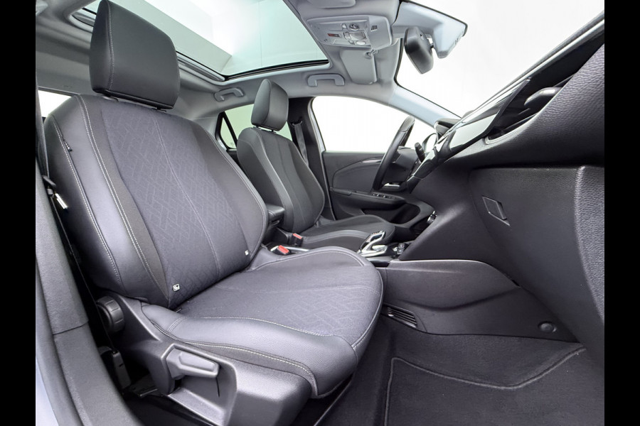 Opel CORSA-E Elegance 50kWh SOH 91% Panoramadak Adap.Cruise Warmtepomp 360°Camera Navi Ecc Apple Carplay Android Auto Pdc Lane Assist Lmv Privacy Glas Regen-Lichtsensor Led Keyless Zeer complete en keurig onderhouden Electrische Opel Corsa