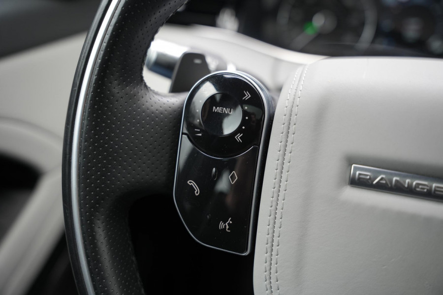 Land Rover Range Rover Evoque 2.0 P200 AWD R-Dynamic S Open Panoramadak Meridian Matrix LED Leer