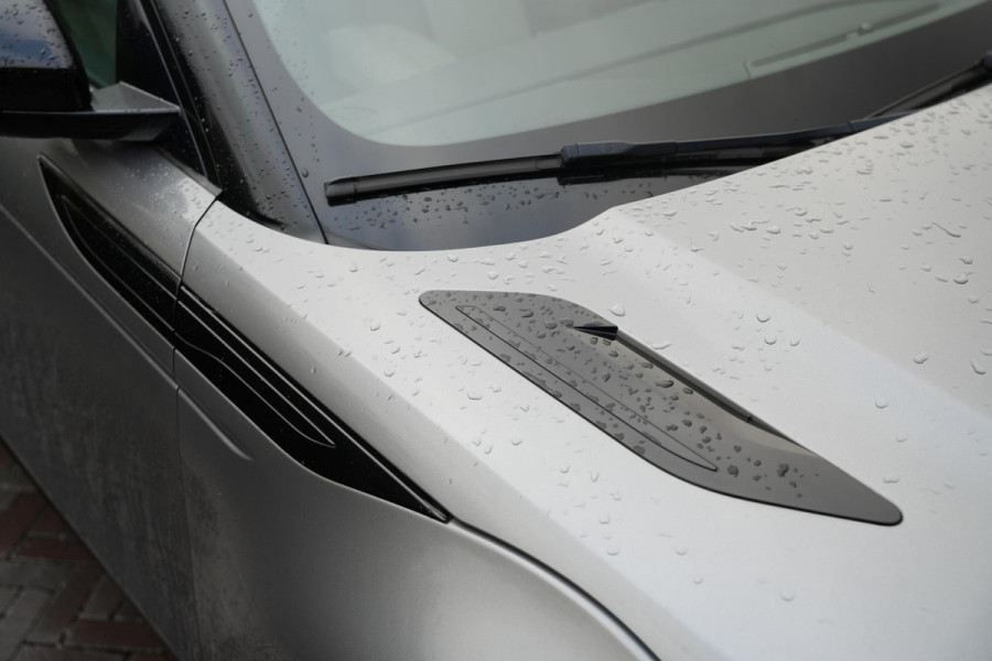 Land Rover Range Rover Evoque 2.0 P200 AWD R-Dynamic S Open Panoramadak Meridian Matrix LED Leer