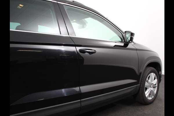 Škoda Karoq 1.5 TSI 150pk DSG ACT Selection | Navigatie | Apple Carplay/Android Auto | Camera | Parkeer sensoren | Adaptive Cruise Control | Lichtmetalen Velgen | Digitale Cockpit