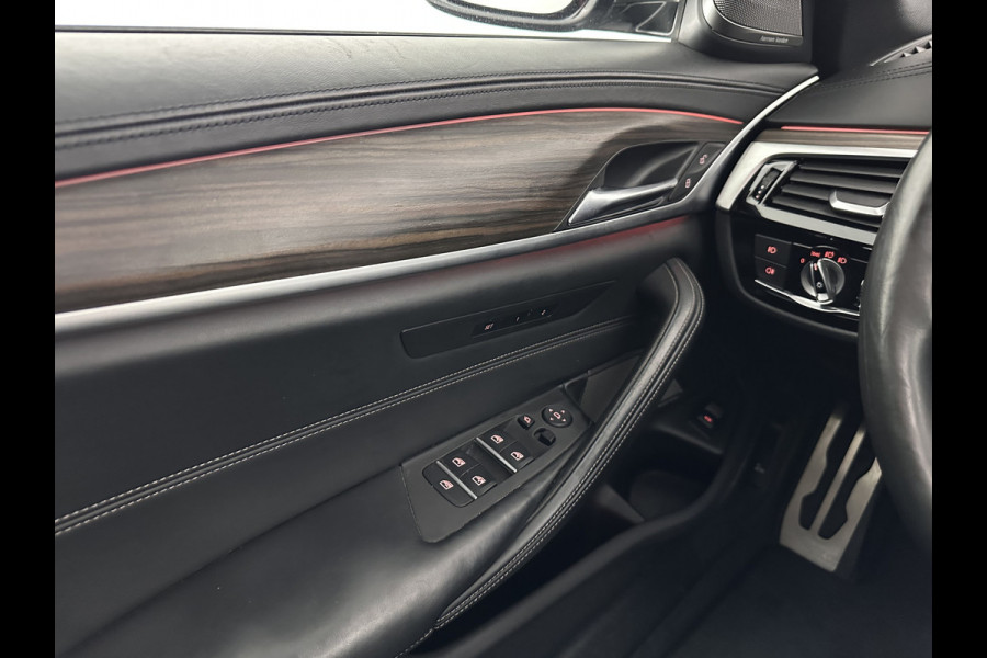 BMW 5 Serie Touring 540i xDrive M-Sportpack High Executive Aut. *PANO | LEATHER | FULL-LED | ADAPTIVE-CRUISE | DIGI-COCKPIT | MEMORY-PACK | BLINDSPOT | TOPVIEW | HARMAN/KARDON | KEYLESS | DIGI-COCKPIT | HEATED-COMFORTSEATS | AMBIENTLIGHT | HEAD-UP |