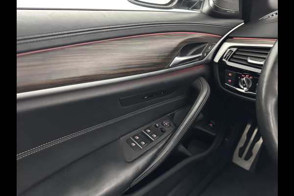 BMW 5 Serie Touring 540i xDrive M-Sportpack High Executive Aut. *PANO | LEATHER | FULL-LED | ADAPTIVE-CRUISE | DIGI-COCKPIT | MEMORY-PACK | BLINDSPOT | TOPVIEW | HARMAN/KARDON | KEYLESS | DIGI-COCKPIT | HEATED-COMFORTSEATS | AMBIENTLIGHT | HEAD-UP |