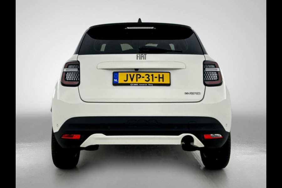 Fiat 600 1.2 Hybrid Bicolore CAMERA | CLIMA | DODEHOEKDETECT | NAVI-CARPLAY