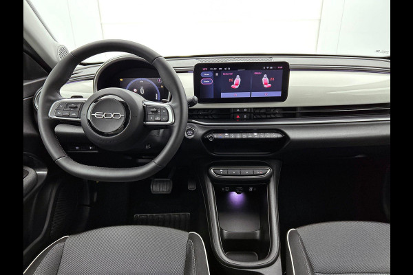 Fiat 600 1.2 Hybrid Bicolore CAMERA | CLIMA | DODEHOEKDETECT | NAVI-CARPLAY