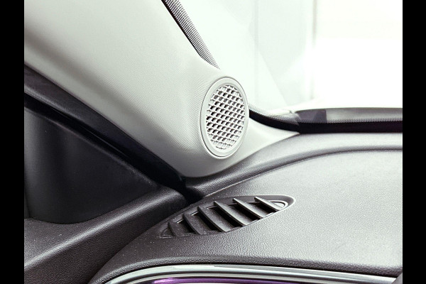 Fiat 600 1.2 Hybrid Bicolore CAMERA | CLIMA | DODEHOEKDETECT | NAVI-CARPLAY