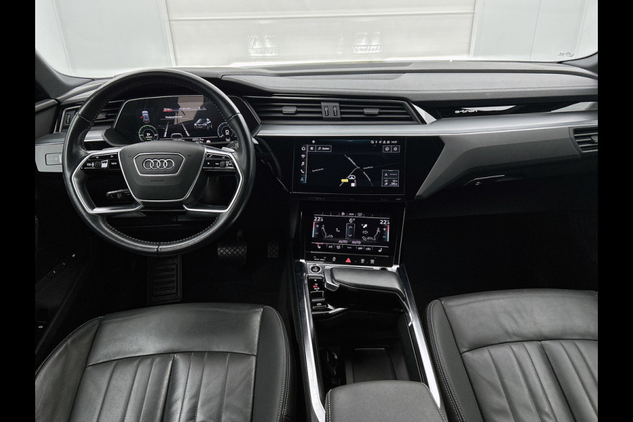 Audi e-tron Sportback 55 quattro Business edition Plus 95 kWh (PANO, STOELVERWARMING, LUCHTVERING, CARPLAY, PARKEERSENSOREN)