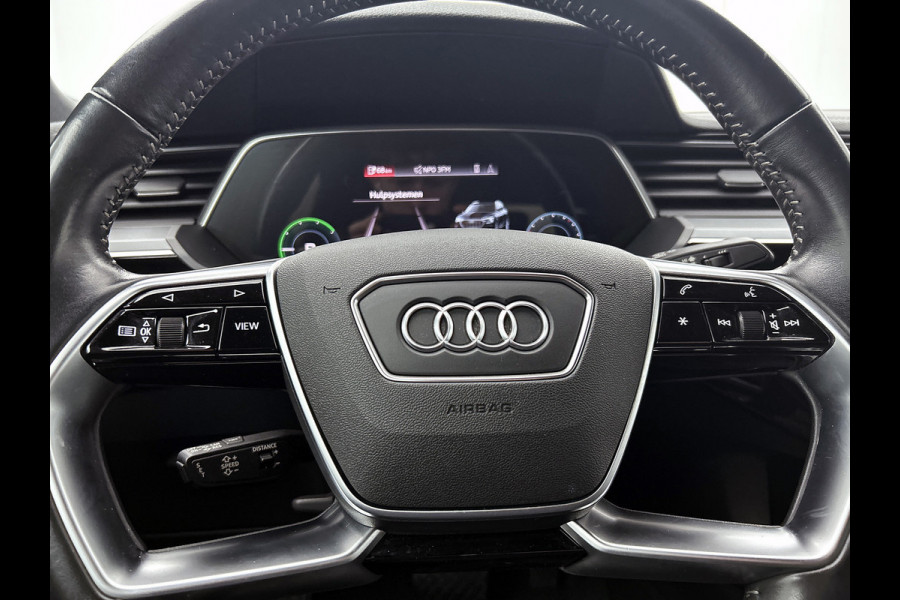 Audi e-tron Sportback 55 quattro Business edition Plus 95 kWh (PANO, STOELVERWARMING, LUCHTVERING, CARPLAY, PARKEERSENSOREN)
