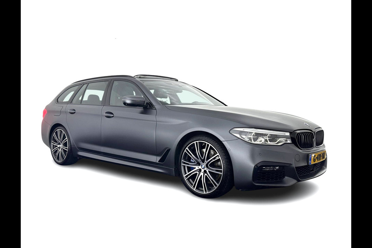 BMW 5 Serie Touring 540i xDrive M-Sportpack High Executive Aut. *PANO | LEATHER | FULL-LED | ADAPTIVE-CRUISE | DIGI-COCKPIT | MEMORY-PACK | BLINDSPOT | TOPVIEW | HARMAN/KARDON | KEYLESS | DIGI-COCKPIT | HEATED-COMFORTSEATS | AMBIENTLIGHT | HEAD-UP |