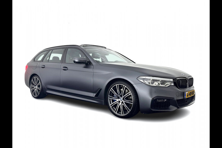 BMW 5 Serie Touring 540i xDrive M-Sportpack High Executive Aut. *PANO | LEATHER | FULL-LED | ADAPTIVE-CRUISE | DIGI-COCKPIT | MEMORY-PACK | BLINDSPOT | TOPVIEW | HARMAN/KARDON | KEYLESS | DIGI-COCKPIT | HEATED-COMFORTSEATS | AMBIENTLIGHT | HEAD-UP |
