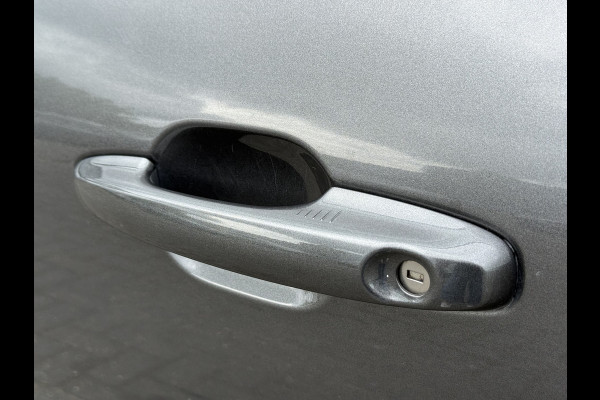 Ford Kuga BWJ 2023 | 2.5 PHEV 225PK Titanium | PANO DAK | CAMERA A | CARPLAY | CLIMA | CRUISE | NAVI | PRIV. GLAS | MULTIFUNCT. STUUR | LMV