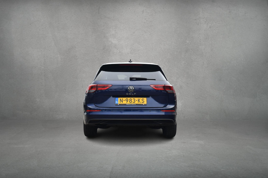 Volkswagen Golf Variant 1.0 TSI Life Business | Apple CarPlay | Stuur- en Stoelverw. | Camera