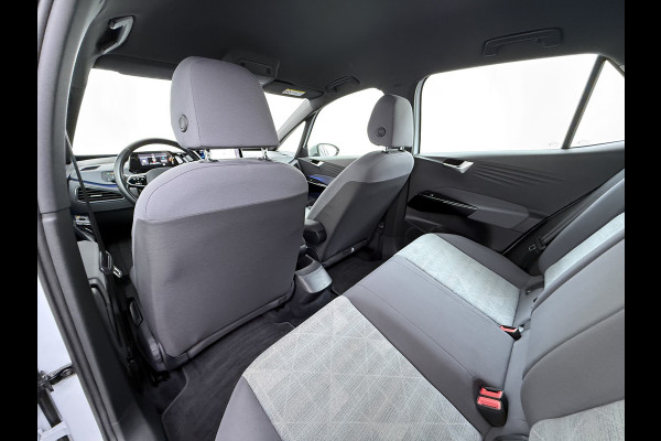 Volkswagen ID.3 First 62kWh SOH 93% Navi Ecc Adaptieve Cruise Controle Apple Carplay Android Auto Pdc Bluetooth Keyless Led Rijstrooksensor IQ Drive Stoelverwarming