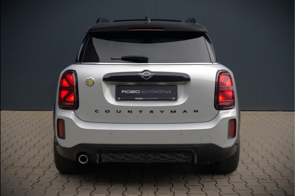 MINI Countryman 1.5 Cooper S E ALL4 | JCW | Panoramadak | Stoelverwarming | Harman Kardon | Head-Up Display | John Cooper Works | Camera | Apple Carplay | Parkeersensoren | Keyless |