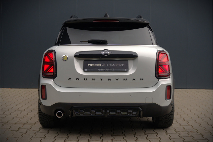 MINI Countryman 1.5 Cooper S E ALL4 | JCW | Panoramadak | Stoelverwarming | Harman Kardon | Head-Up Display | John Cooper Works | Camera | Apple Carplay | Parkeersensoren | Keyless |