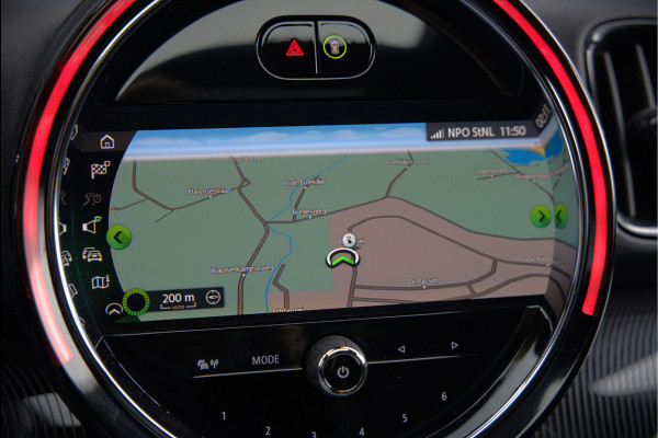 MINI Countryman 1.5 Cooper S E ALL4 | JCW | Panoramadak | Stoelverwarming | Harman Kardon | Head-Up Display | John Cooper Works | Camera | Apple Carplay | Parkeersensoren | Keyless |