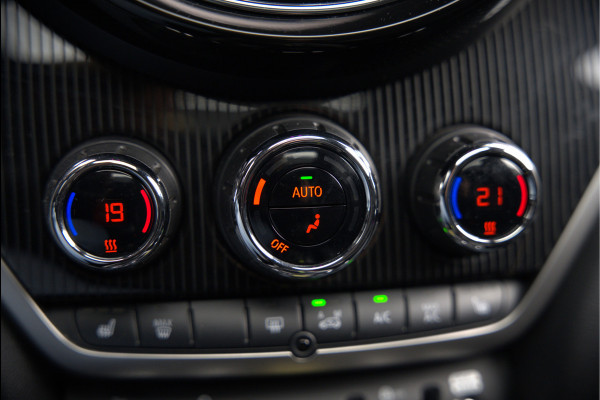 MINI Countryman 1.5 Cooper S E ALL4 | JCW | Panoramadak | Stoelverwarming | Harman Kardon | Head-Up Display | John Cooper Works | Camera | Apple Carplay | Parkeersensoren | Keyless |