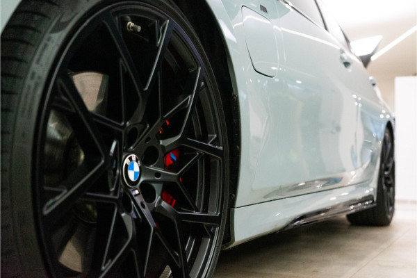 BMW 3-serie 320e M-Sport Pro 204PK | Shadow | Pano | ACC | Sfeer | Laser | Fabrieksgarantie