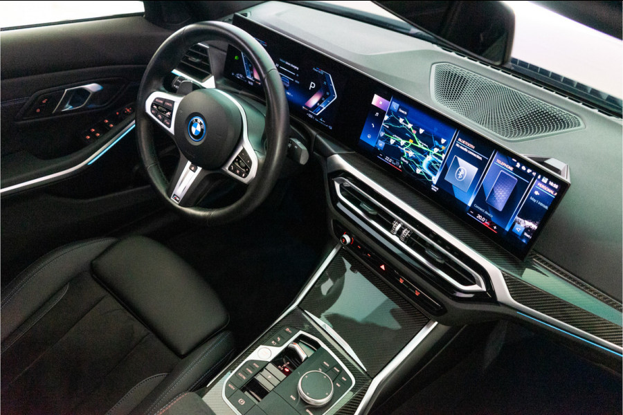 BMW 3-serie 320e M-Sport Pro 204PK | Shadow | Pano | ACC | Sfeer | Laser | Fabrieksgarantie