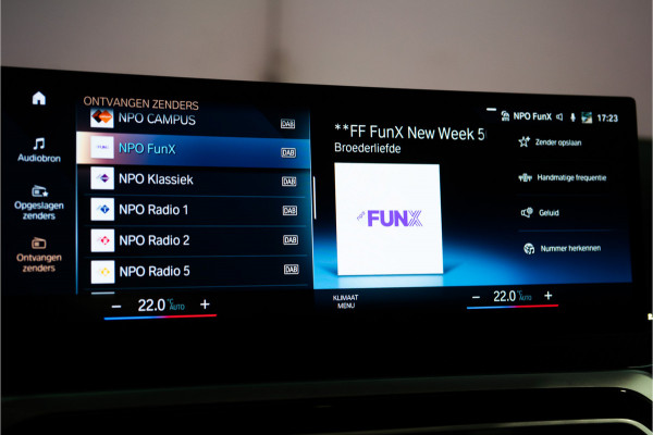 BMW 3-serie 320e M-Sport Pro 204PK | Shadow | Pano | ACC | Sfeer | Laser | Fabrieksgarantie