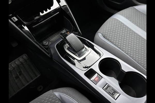 Peugeot e-2008 EV Allure 50 kWh (NAVIGATIE, CARPLAY, PDC, CRUISE, 1e EIGENAAR)