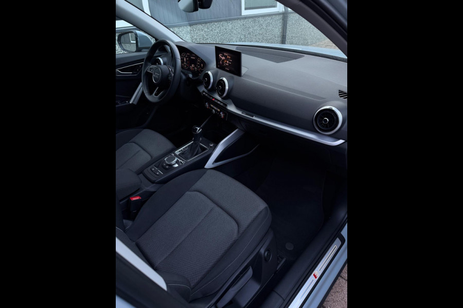 Audi Q2 35 TFSI S-Line Edition CarPlay Camera