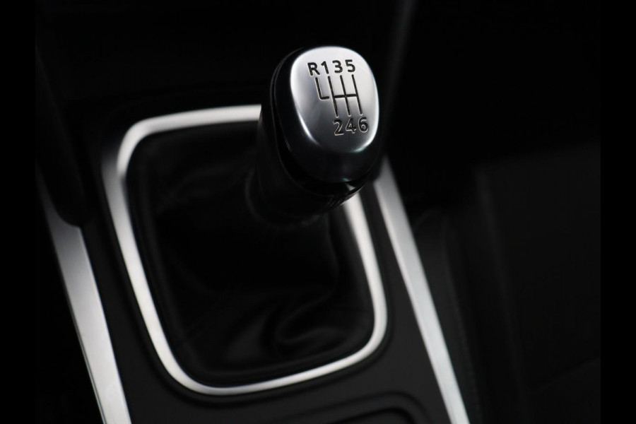 Renault Mégane 1.3 TCe Intens | Trekhaak | Carplay | Keyless | Navigatie | Full LED | Parkeerhulp | Climate control | Bluetooth | Cruise control