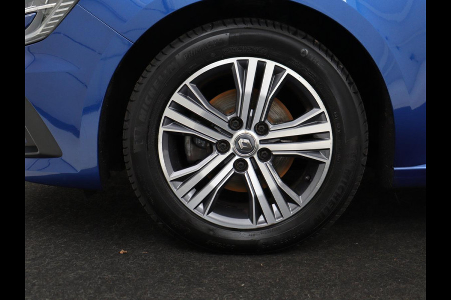 Renault Mégane 1.3 TCe Intens | Trekhaak | Carplay | Keyless | Navigatie | Full LED | Parkeerhulp | Climate control | Bluetooth | Cruise control