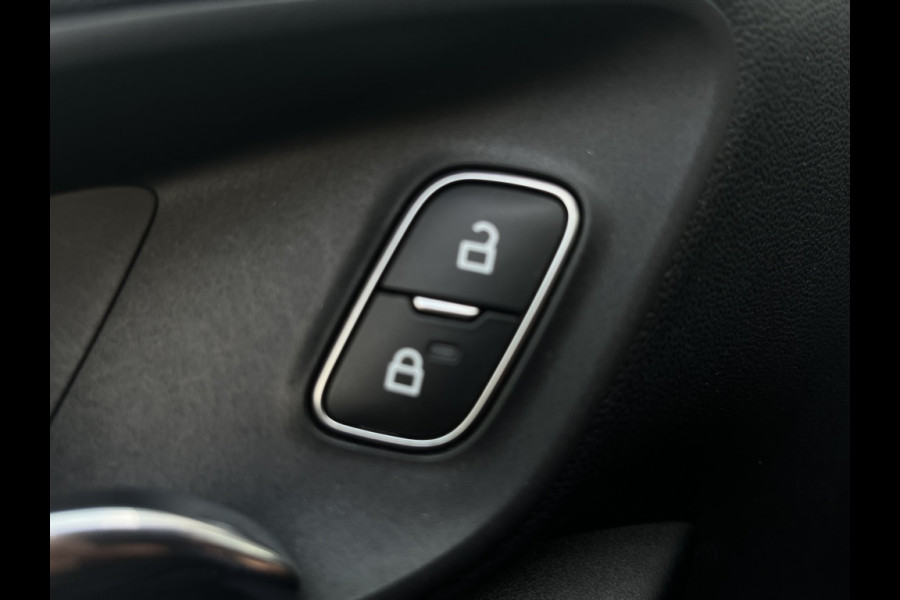 Ford Fiesta 1.1 Trend NAVIGATIE BLUETOOTH N.A.P