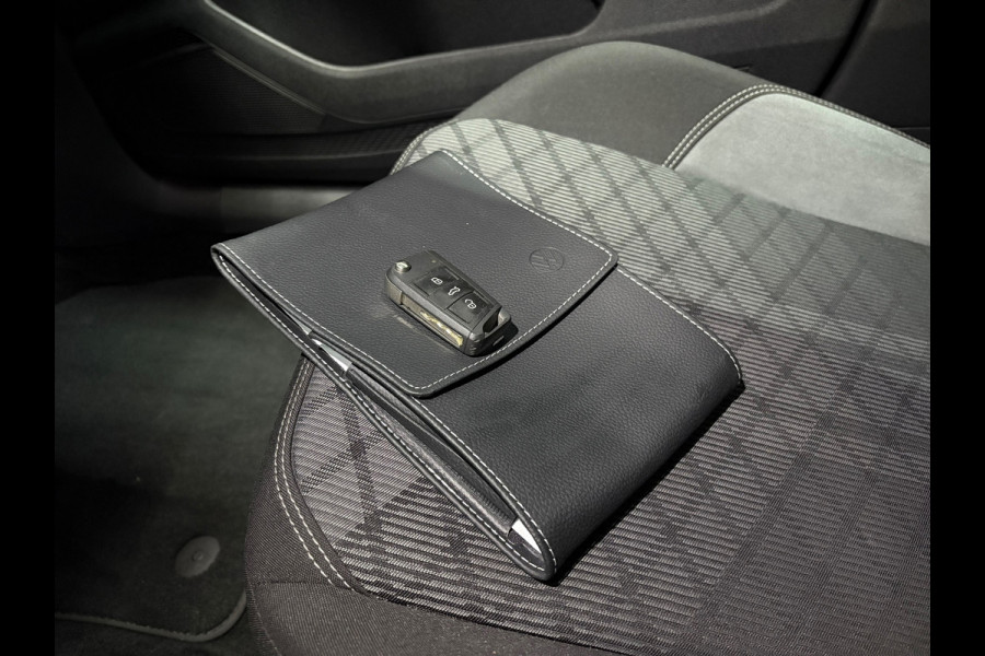 Volkswagen Polo 1.0 TSI R-Line Aut