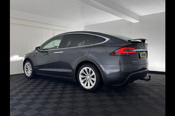 Tesla Model X 75D Base 7-Pers. [ 3-Fase-17kW ] {SOH-88%} Aut. *PANO-WINDOW | AUTOPILOT | LEATHER-FABRIC | TOPVIEW | NAVI-FULLMAP | FULL-LED | AIRSUSPENSION | DIGI-COCKPIT | KEYLESS | CAMERA | DAB+ | HEATED-COMFORTSEATS | 20''ALU*