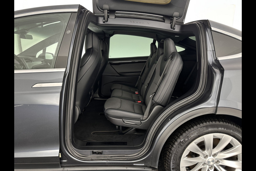 Tesla Model X 75D Base 7-Pers. [ 3-Fase-17kW ] {SOH-88%} Aut. *PANO-WINDOW | AUTOPILOT | LEATHER-FABRIC | TOPVIEW | NAVI-FULLMAP | FULL-LED | AIRSUSPENSION | DIGI-COCKPIT | KEYLESS | CAMERA | DAB+ | HEATED-COMFORTSEATS | 20''ALU*
