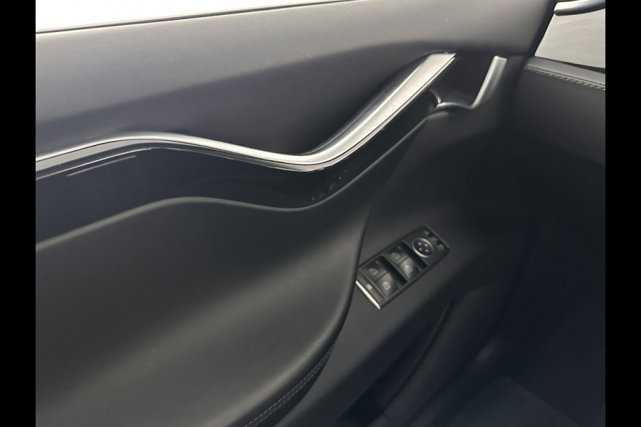 Tesla Model X 75D Base 7-Pers. [ 3-Fase-17kW ] {SOH-88%} Aut. *PANO-WINDOW | AUTOPILOT | LEATHER-FABRIC | TOPVIEW | NAVI-FULLMAP | FULL-LED | AIRSUSPENSION | DIGI-COCKPIT | KEYLESS | CAMERA | DAB+ | HEATED-COMFORTSEATS | 20''ALU*