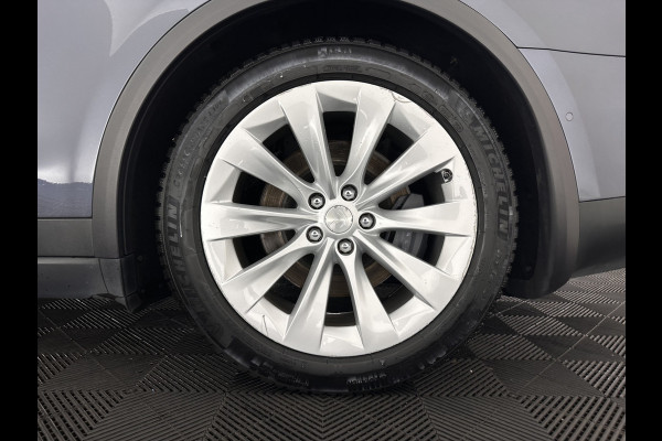Tesla Model X 75D Base 7-Pers. [ 3-Fase-17kW ] {SOH-88%} Aut. *PANO-WINDOW | AUTOPILOT | LEATHER-FABRIC | TOPVIEW | NAVI-FULLMAP | FULL-LED | AIRSUSPENSION | DIGI-COCKPIT | KEYLESS | CAMERA | DAB+ | HEATED-COMFORTSEATS | 20''ALU*