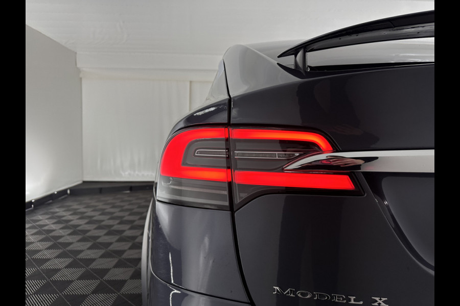 Tesla Model X 75D Base 7-Pers. [ 3-Fase-17kW ] {SOH-88%} Aut. *PANO-WINDOW | AUTOPILOT | LEATHER-FABRIC | TOPVIEW | NAVI-FULLMAP | FULL-LED | AIRSUSPENSION | DIGI-COCKPIT | KEYLESS | CAMERA | DAB+ | HEATED-COMFORTSEATS | 20''ALU*