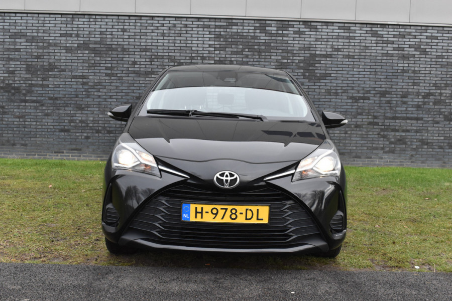 Toyota Yaris 1.5 VVT-i Active Trekhaak Parkeer camera Apple Carplay