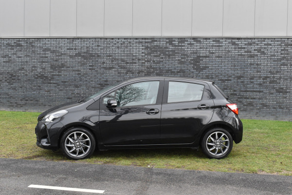 Toyota Yaris 1.5 VVT-i Active Trekhaak Parkeer camera Apple Carplay